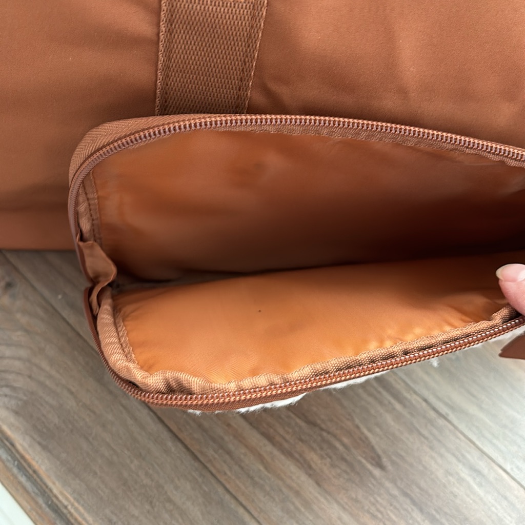 Sturdy Canvas Weekender Bag — image 4 of 8